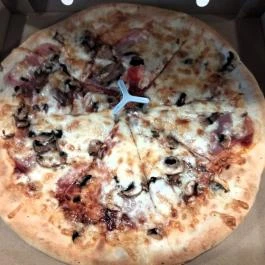 Mahagóni Étterem, Tata - Étel/ital