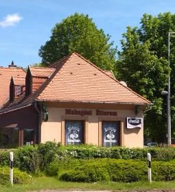Mahagóni Étterem