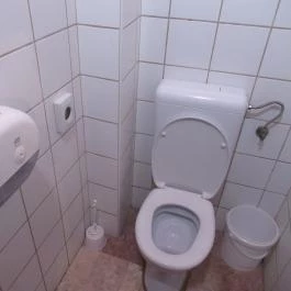 Maharaja Szentendre, Szentendre - Mosdó