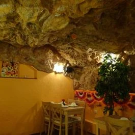 MahaRana Indian Ayurvedic Restaurant Budapest - Belső