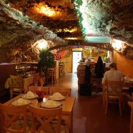 MahaRana Indian Ayurvedic Restaurant Budapest - Belső