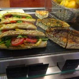 Mai Manó Kávézó Budapest - Étel/ital