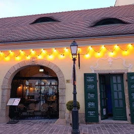 Maison Bistro - Maison Bistro & Hotel étterme Budapest - Külső kép