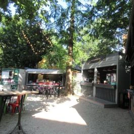 Majomhoz, Budapest - Belső