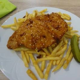 Május 1 Söröző & Étterem Szombathely - Étel/ital