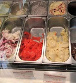 Mák Kézműves Cukrászda