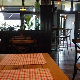 Mákos Guba Bistro, Budapest - Belső