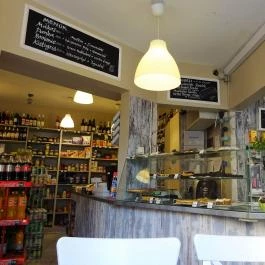 Mákos Panka Budapest - Belső