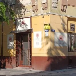 Mákvirág Bisztró Cegléd - Külső kép