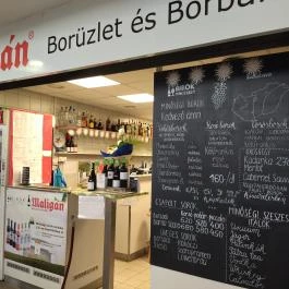 Maligán Borozó - Fehérvári úti Vásárcsarnok Budapest - Belső