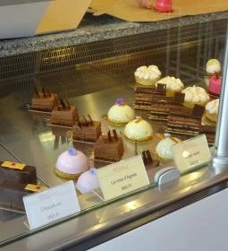 Málna The Pastry Shop