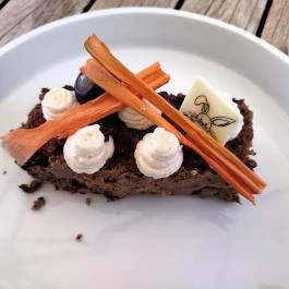 Malom & Kacsa - Bisztró, Kávézó & Rendezvényház Tata - Étel/ital