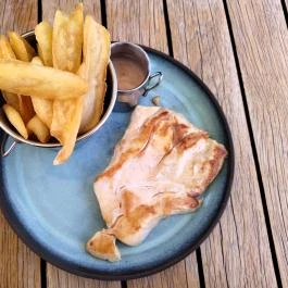 Malom & Kacsa - Bisztró, Kávézó & Rendezvényház Tata - Étel/ital