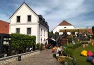 Malom & Kacsa - Bisztró, Kávézó & Rendezvényház Tata