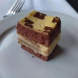 Malomudvar Étterem, Cukrászda , Panzió & Rendezvényház Gyöngyös - Étel/ital