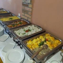 Malomudvar Étterem, Cukrászda , Panzió & Rendezvényház Gyöngyös - Étel/ital