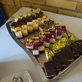 Malomudvar Étterem, Cukrászda , Panzió & Rendezvényház Gyöngyös - Étel/ital