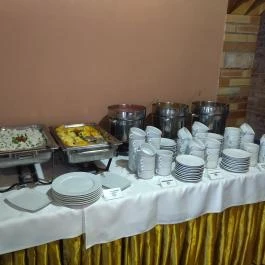 Malomudvar Étterem, Cukrászda , Panzió & Rendezvényház Gyöngyös - Étel/ital