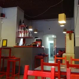 Mama & BBQ Bistro Budapest - Belső