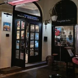 Mama Goulash Budapest - Külső kép