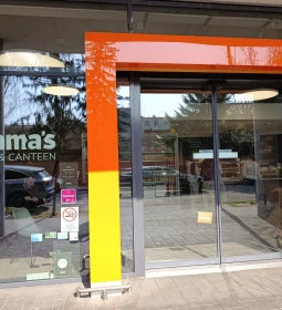 Mama's Cafe & Canteen