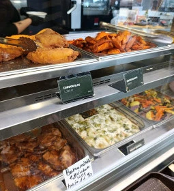 Mama's Cafe & Canteen