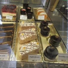 Mandula Cukrászda Budapest - Étel/ital