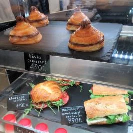 Manfréd Pékség, Budapest - Egyéb