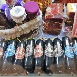 Mangalica Mennyország - Klauzál téri Vásárcsarnok Budapest - Étel/ital