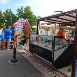 Mango Restaurant & Cafe Balatonlelle - Külső kép