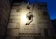 Mansfeld Péter dombormű Budapest