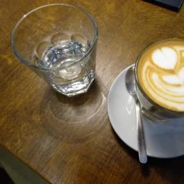 Mantra Coffee Budapest - Étel/ital