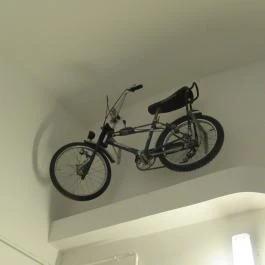 Manu+, Budapest - Belső