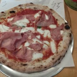 Manu+ Budapest - Étel/ital