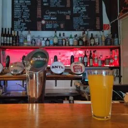 Manyi - Kulturális Műhely Budapest - Étel/ital