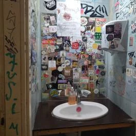 Manyi - Kulturális Műhely Budapest - Mosdó