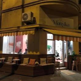 Manyika Budapest - Külső kép