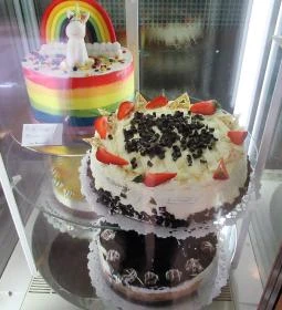 Marcipán Cukrászda & Kávézó & Reggeliző