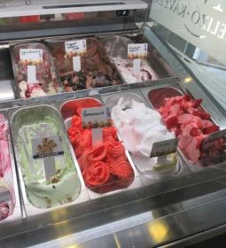 Marcipán Cukrászda & Kávézó & Reggeliző