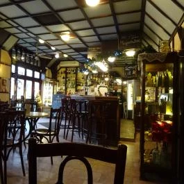 Margaréta Kávéház Vác - Belső