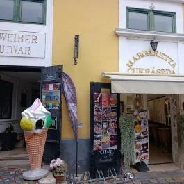 Margaretta Cukrászda, Szentendre - Külső kép