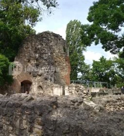 Margitszigeti Ferences kolostor romjai 