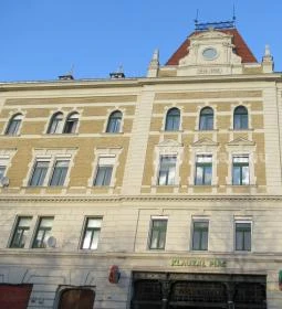 Marika Néni Lángos Büfé