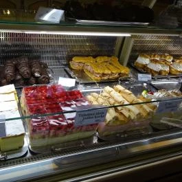 Marján Cukrászda, Eger - Étel/ital