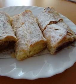 Márti Néni Cukrászdája