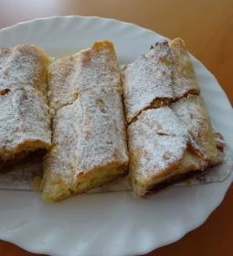 Márti Néni Cukrászdája