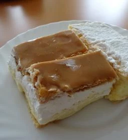 Márti Néni Cukrászdája