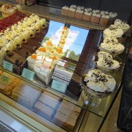 Márton Cukrászda Balatonlelle - Étel/ital