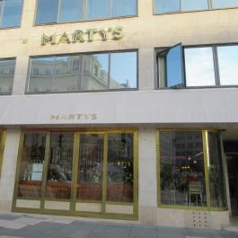 Marty's Kitchen & Bar Budapest - Külső kép
