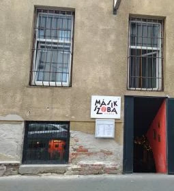 Másik Szoba kávézó és bár